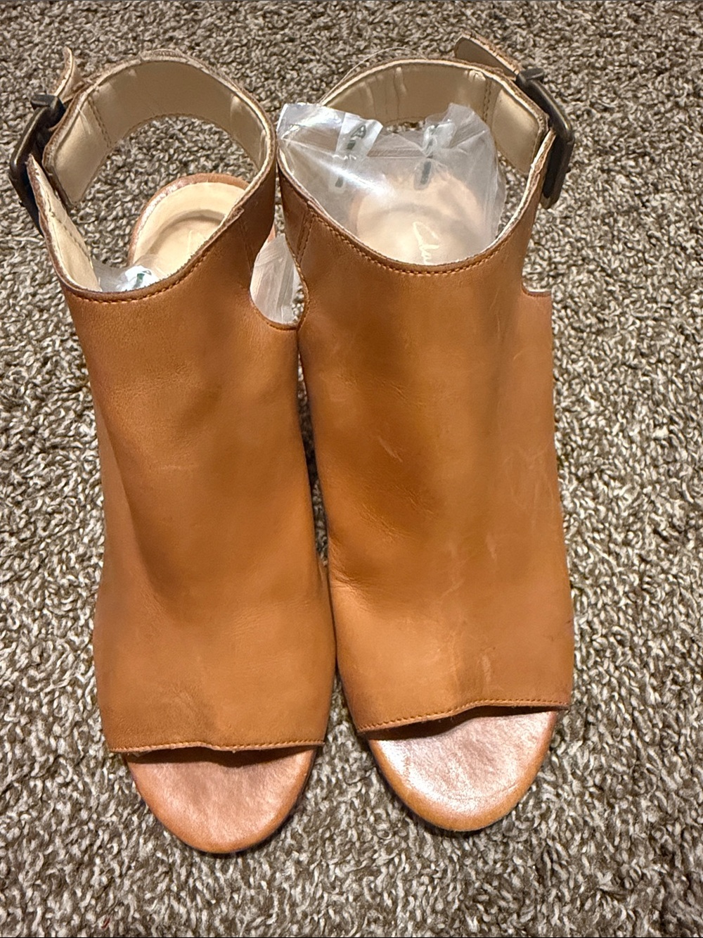 Clarks Tan Open-Toe Slingback Mules 6/5